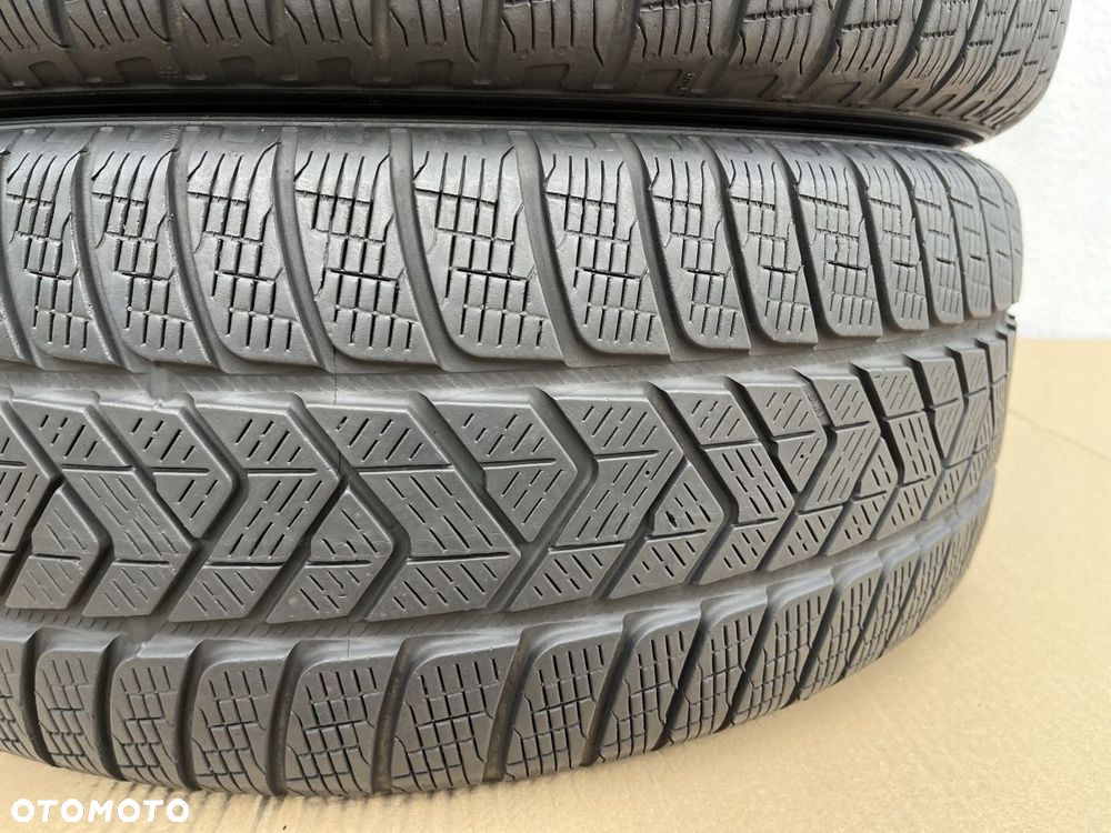 235/60/18 107H PIRELLI SCORPION WINTER - 5