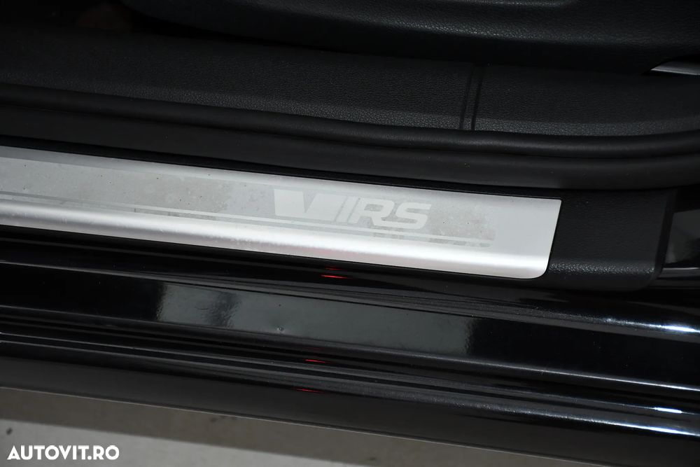 Skoda Octavia 2.0 TDI RS - 36