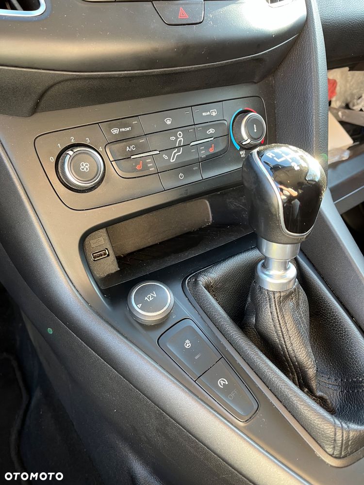 Ford Focus - 19
