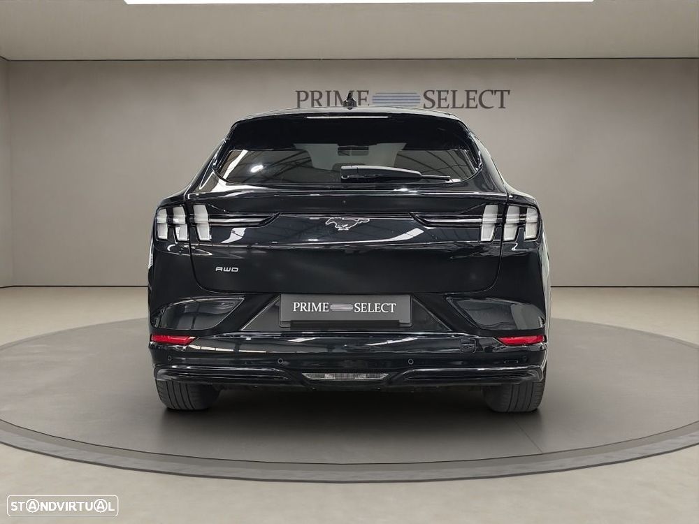 Ford Mustang Mach-E Alargada AWD - 3