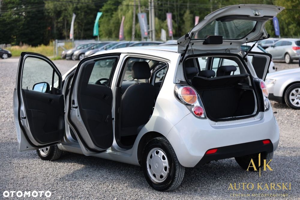 Chevrolet Spark - 22