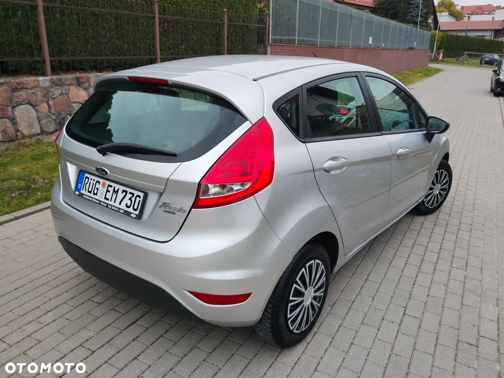 Ford Fiesta - 11