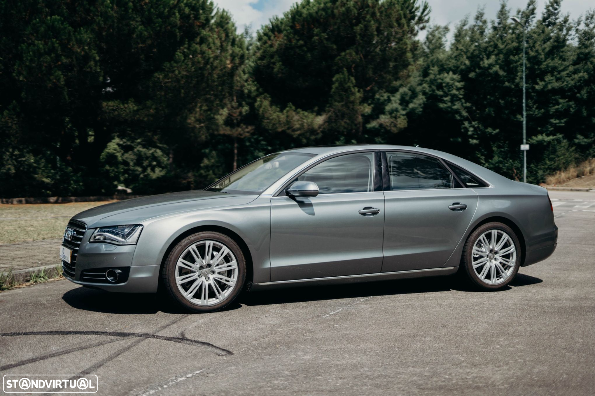 Audi A8 4.2 TDi V8 quattro Exclusive - 4
