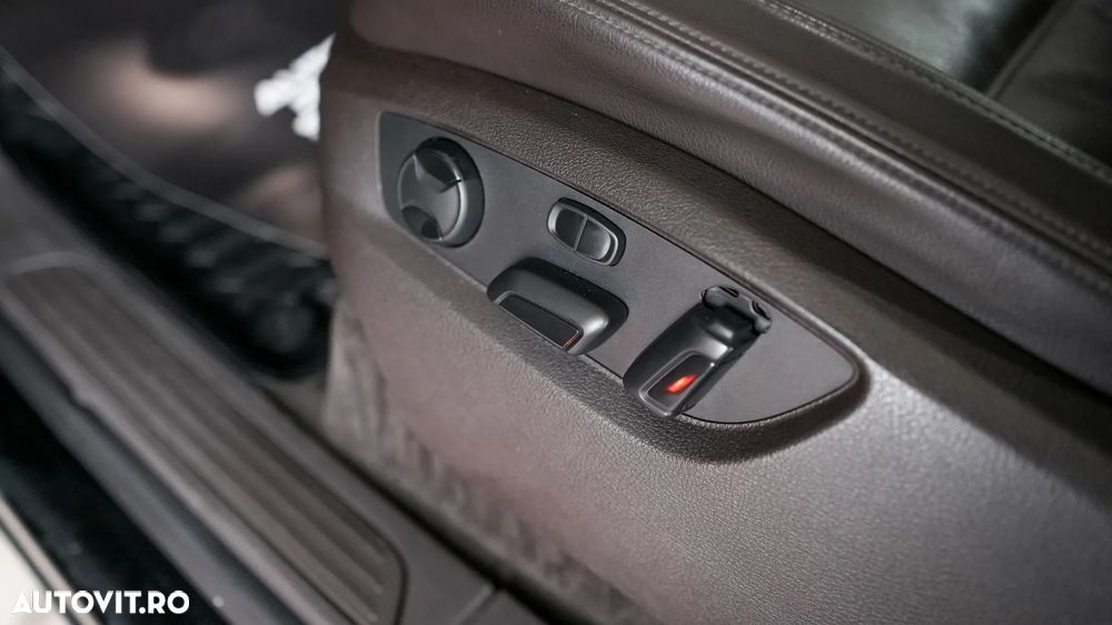 Volkswagen Touareg 3.0 V6 TDI BMT - 26