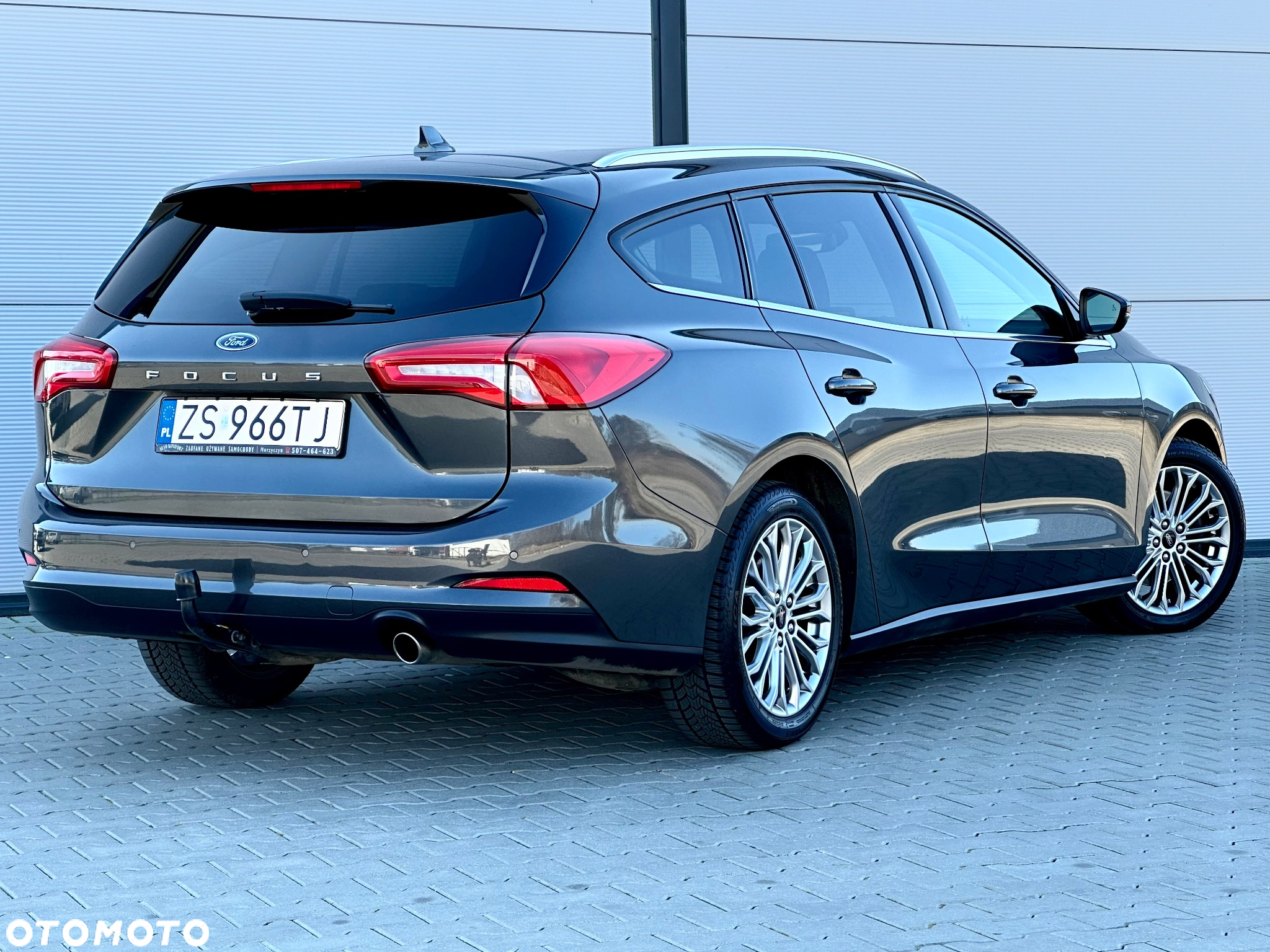 Ford Focus 2.0 EcoBlue Start-Stopp-System TITANIUM - 15