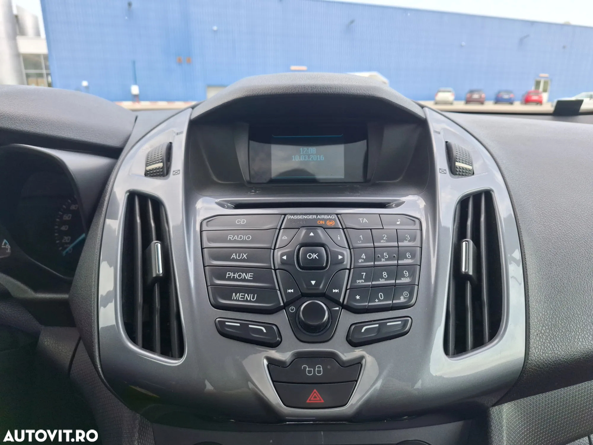 Ford Tourneo Connect - 15
