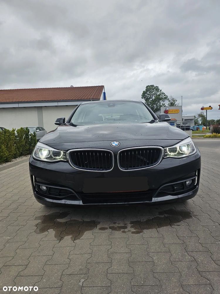 BMW Seria 3 318d Luxury Line - 3