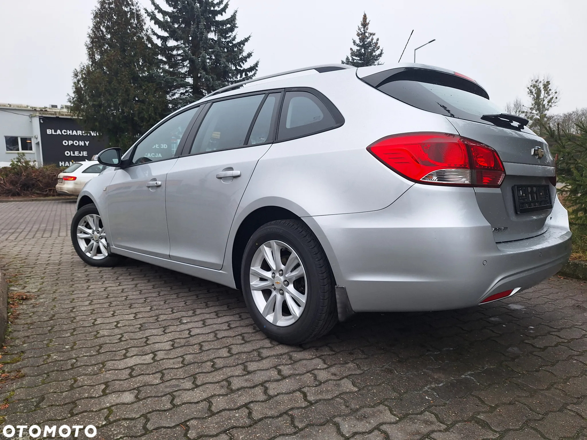 Chevrolet Cruze 1.8 LS+ - 8