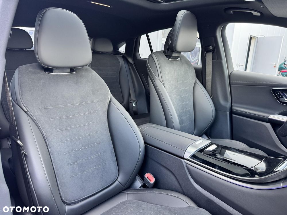 Mercedes-Benz GLC 220 d mHEV 4-Matic AMG Line - 13