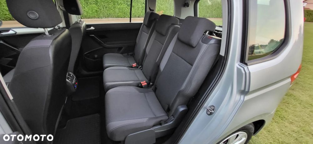 Volkswagen Touran - 13