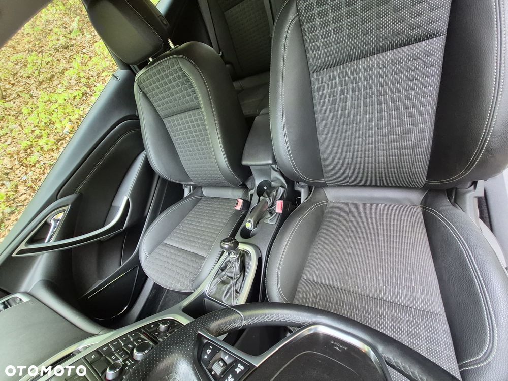 Opel Astra 1.4 Turbo - 13
