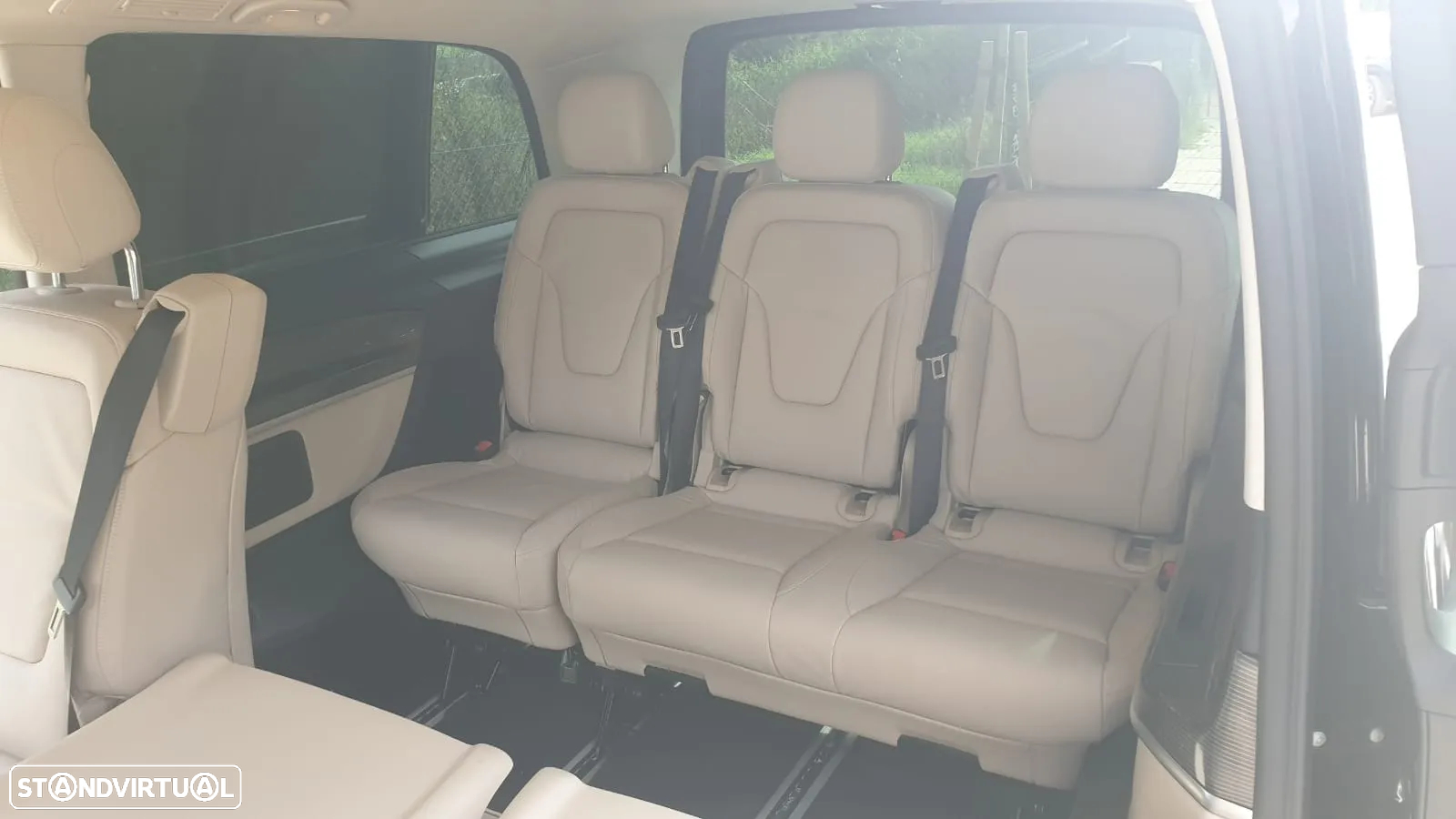 Mercedes-Benz EQV 300 Longo - 13
