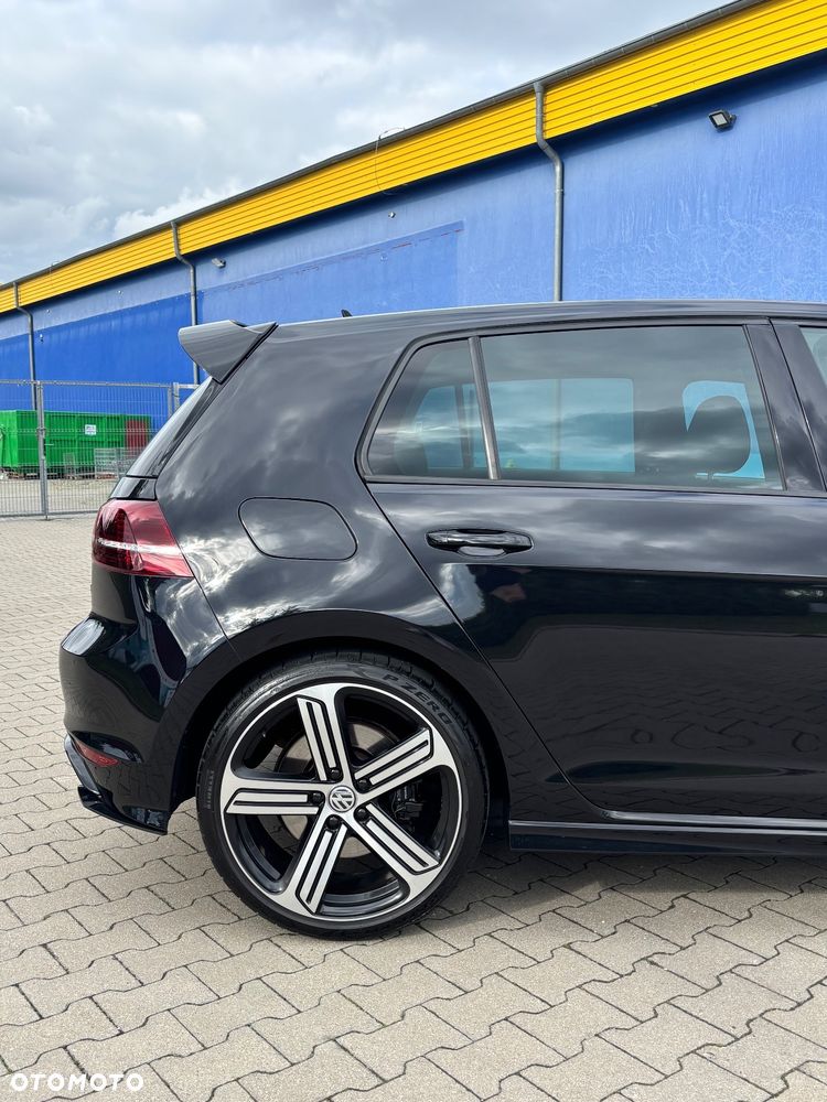 Volkswagen Golf - 13