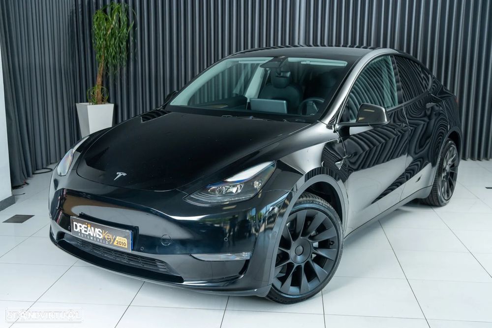 Tesla Model Y Long Range Dual Motor AWD - 19