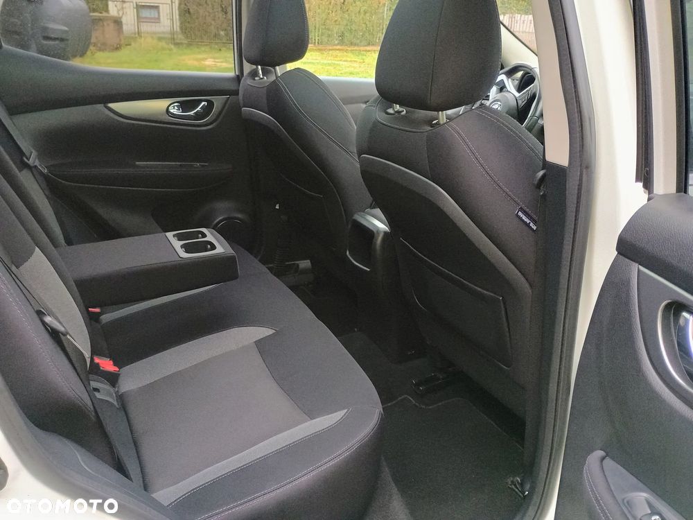 Nissan Qashqai 1.2 DIG-T 360 - 9