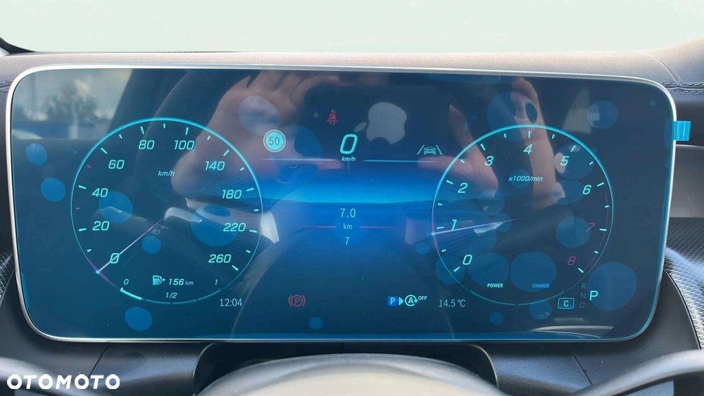 Mercedes-Benz GLC - 13