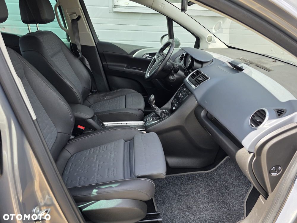Opel Meriva 1.4 T Cosmo - 26