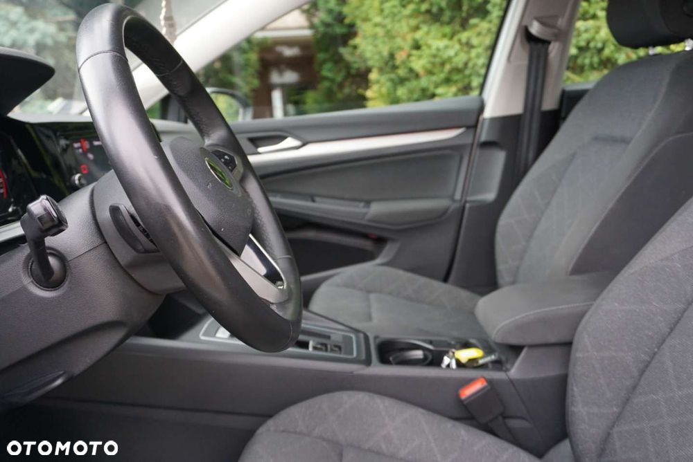 Volkswagen Golf - 12