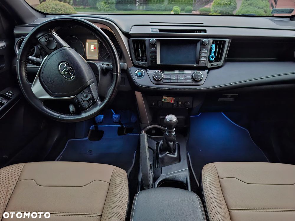 Toyota RAV4 2.0 D-4D Prestige 4x2 - 7