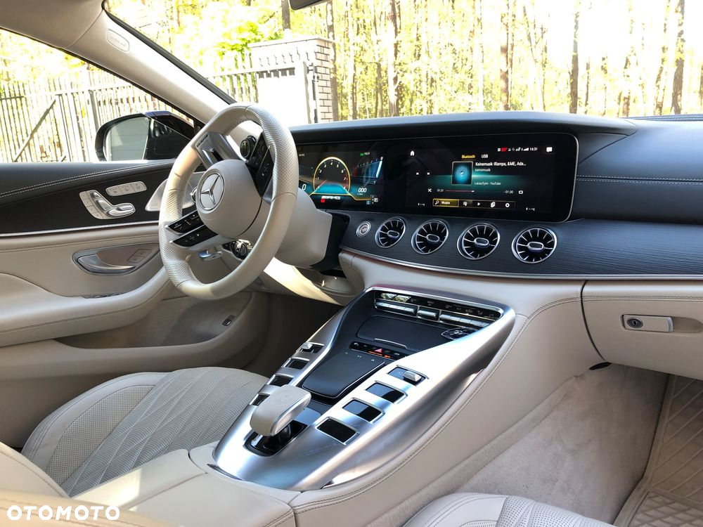 Mercedes-Benz AMG GT 53 4-Matic+ - 13