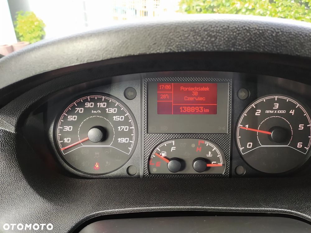 Citroën JUMPER 2021 MAŁY PRZEBIEG BOGATE WYPOSAŻENIE GWARANCJA MECHANICZNA 1-ROK F - VAT 23% - 16