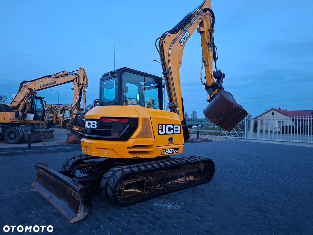 JCB JCB 86C-1 ROTOTILT - 12
