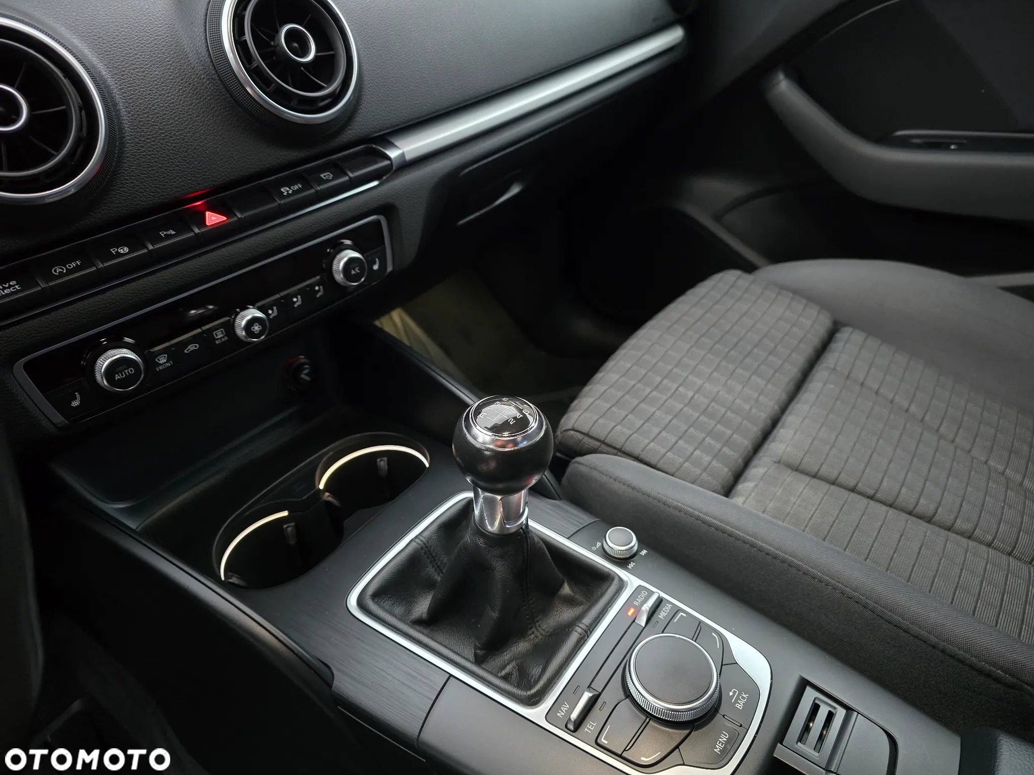 Audi A3 1.8 TFSI Sportback Attraction - 10