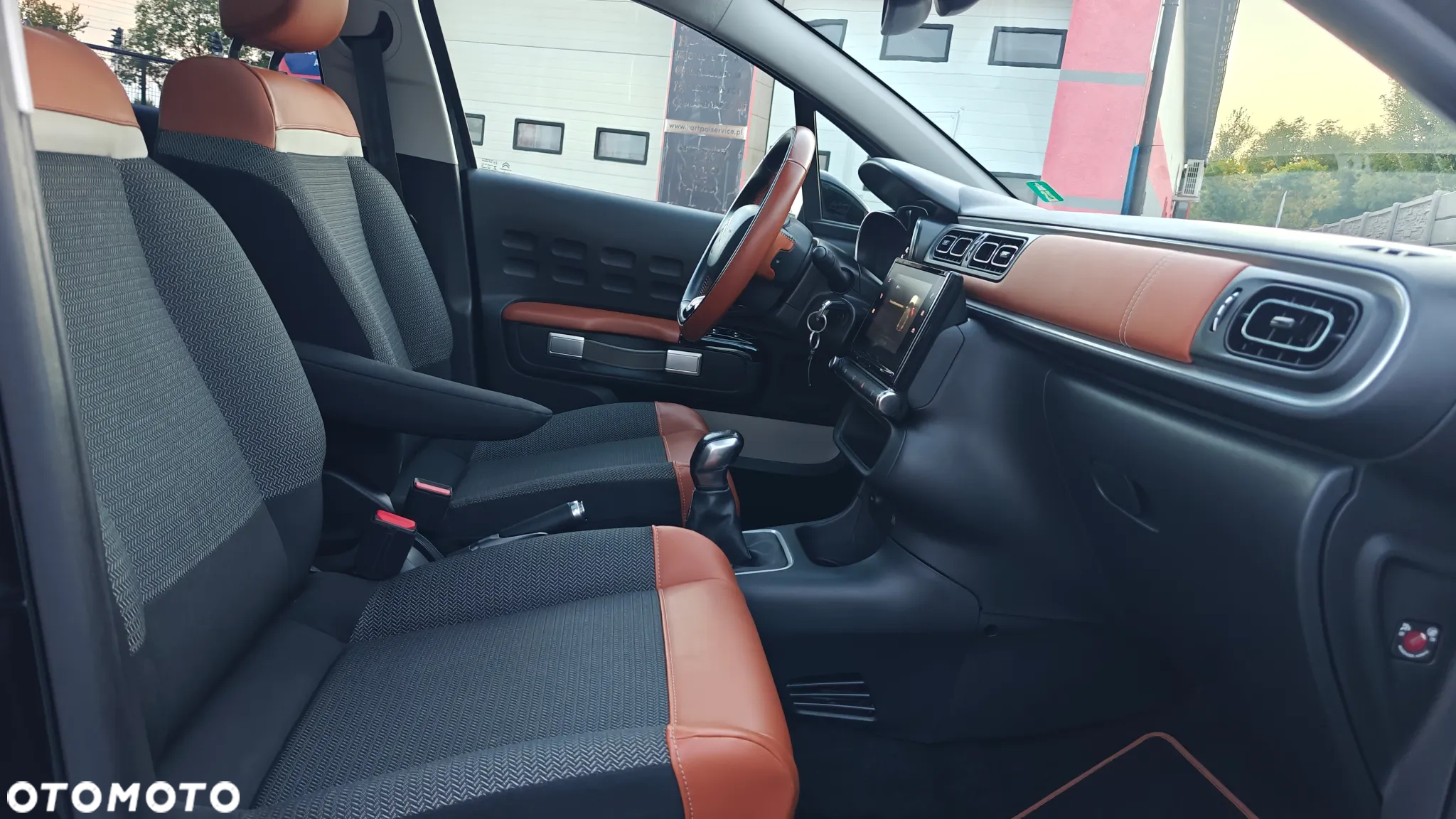 Citroën C3 1.2 PureTech GPF Shine - 31
