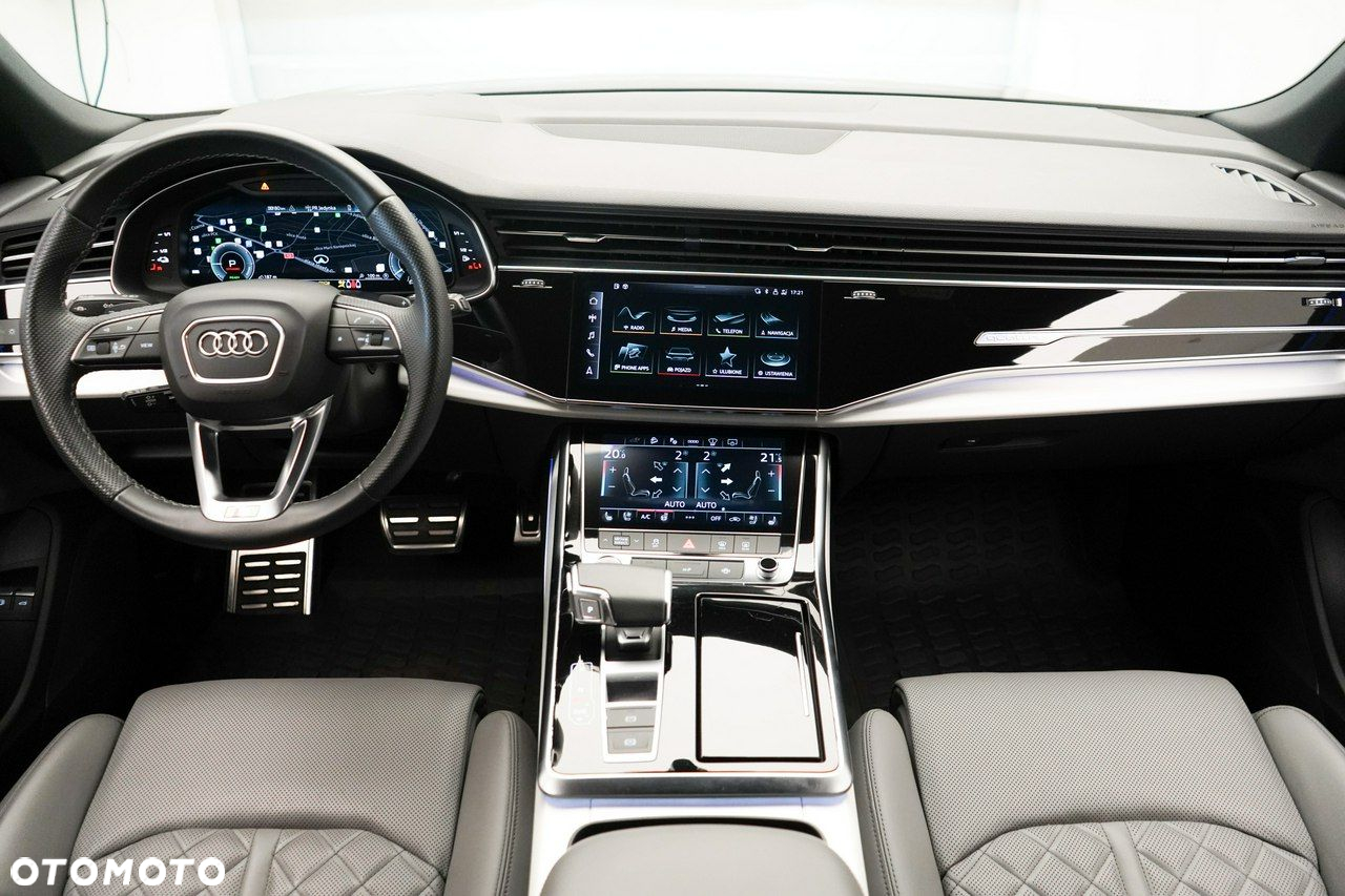 Audi Q8 - 25