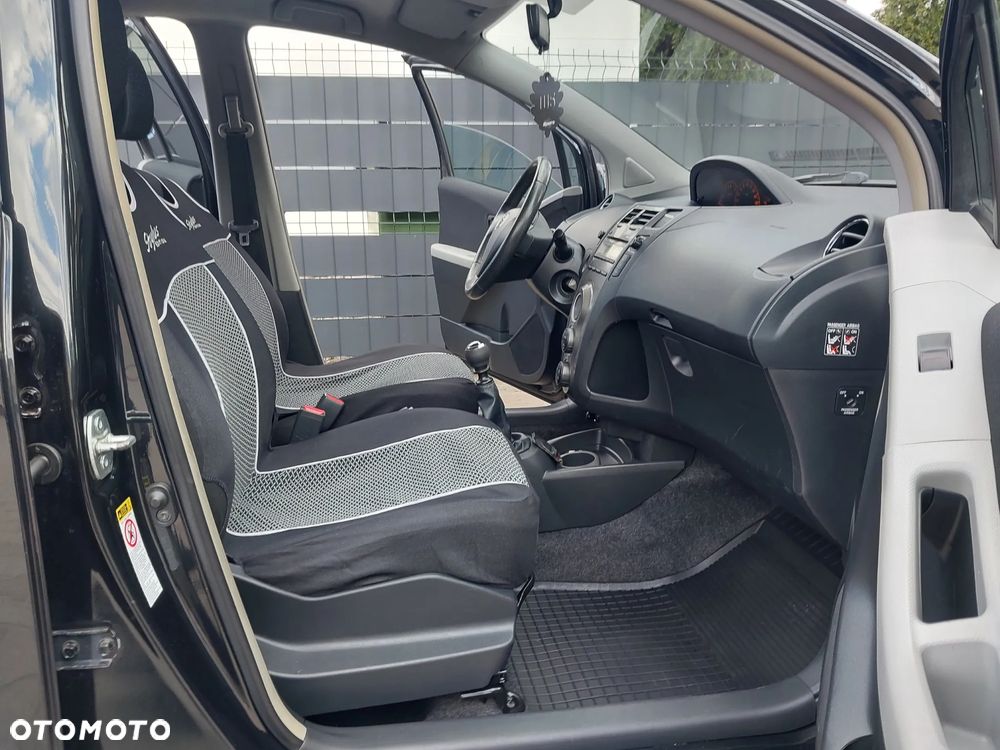 Toyota Yaris 1.33 Sol - 22