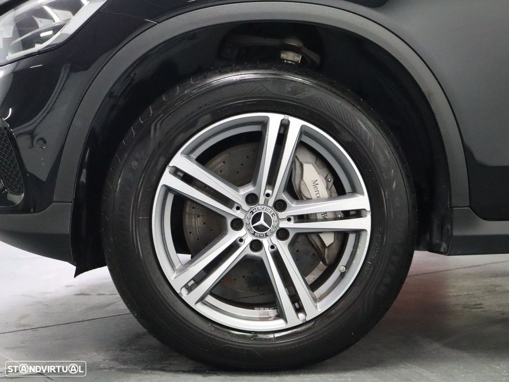 Mercedes-Benz GLC 300 e 4Matic - 24