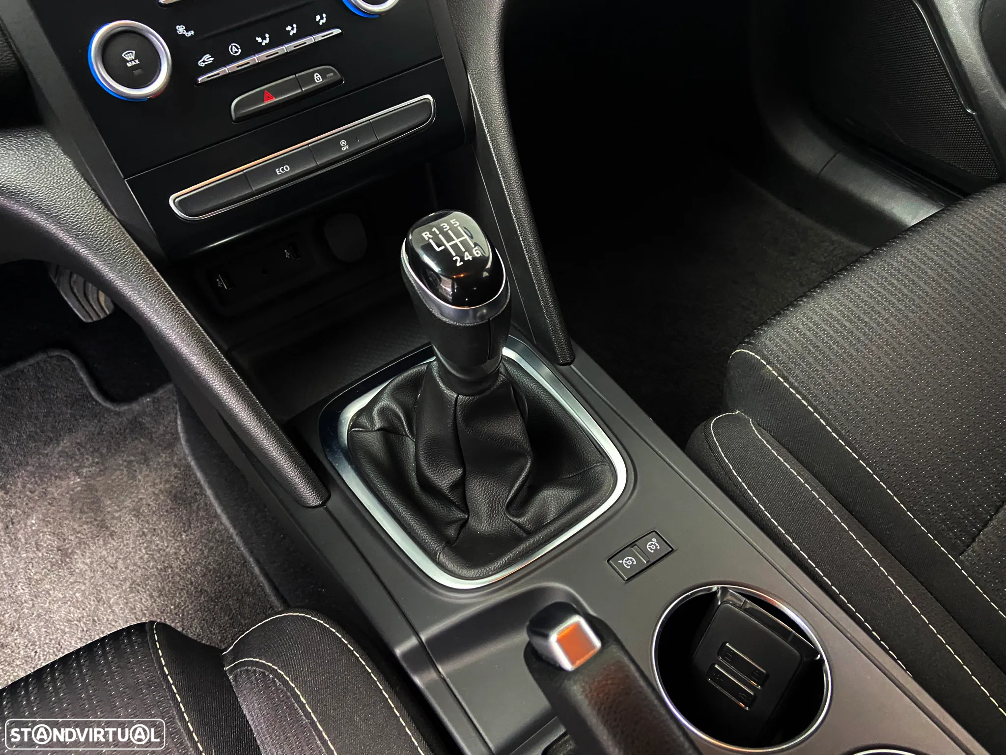 Renault Mégane 1.5 dCi Limited SS - 21