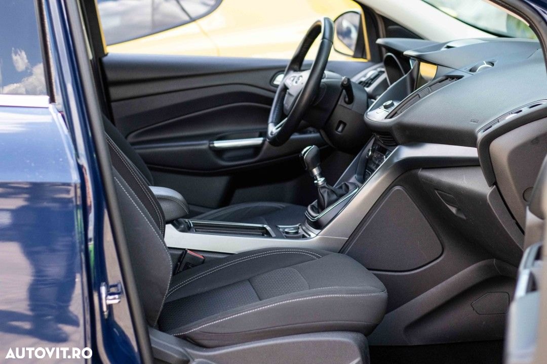 Ford Kuga 1.5 TDCi 2WD Trend - 20