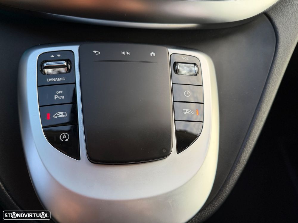 Mercedes-Benz V 220 d Extra-Longa 9G-TRONIC - 28