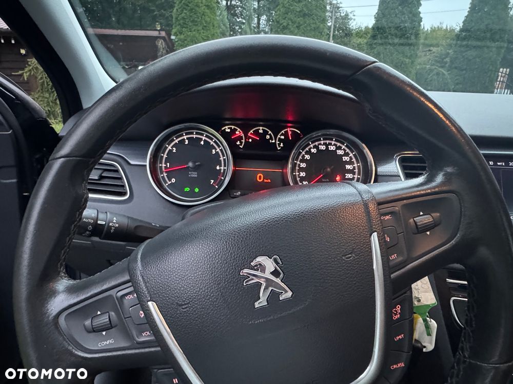 Peugeot 508 1.6 T Allure - 24