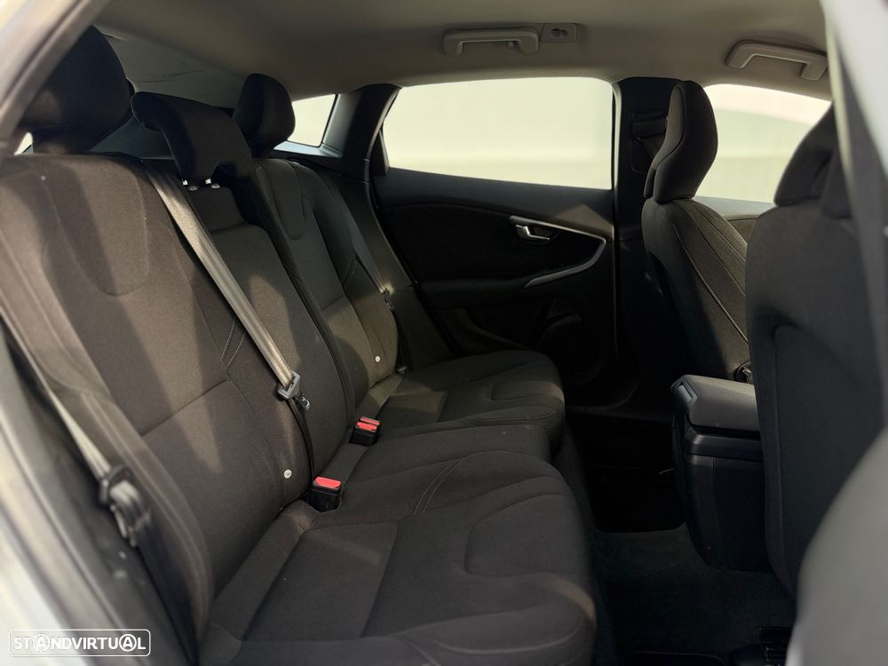 Volvo V40 1.6 D2 Kinetic Eco - 13