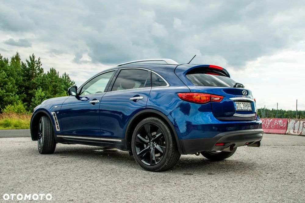 Infiniti QX70 3.7 S Premium - 2