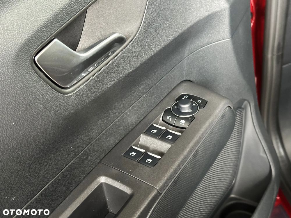 Ford Tourneo - 25