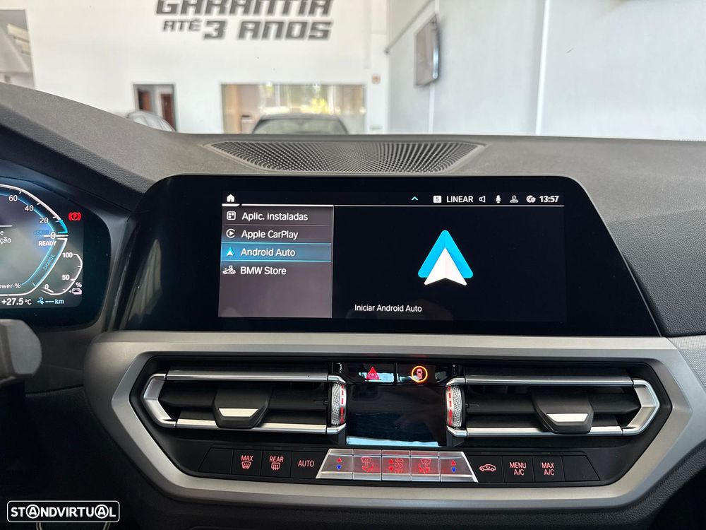 BMW 330 e Pack M Auto - 38
