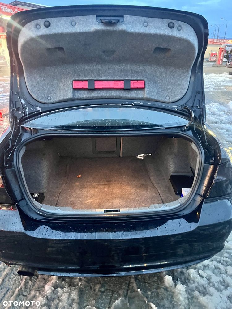 BMW Seria 3 318d - 12