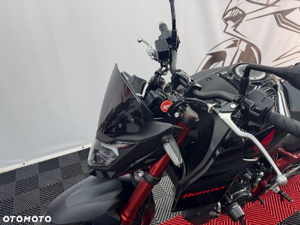 Honda Hornet - 11