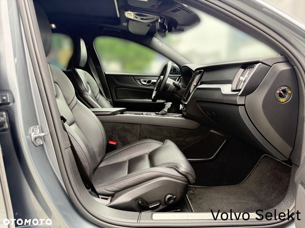 Volvo S60 - 25