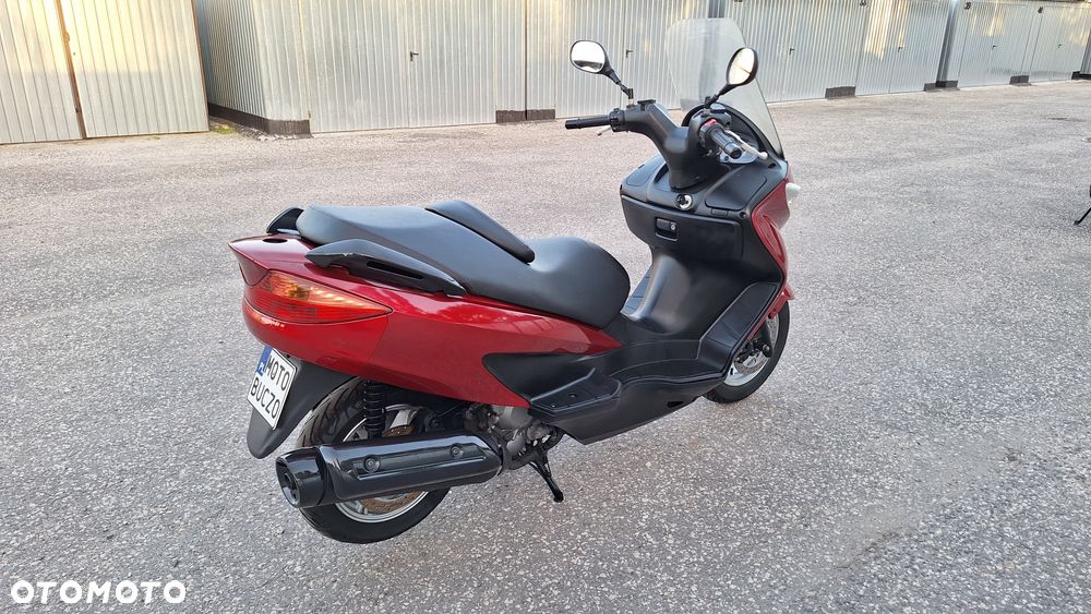 Suzuki Burgman - 11
