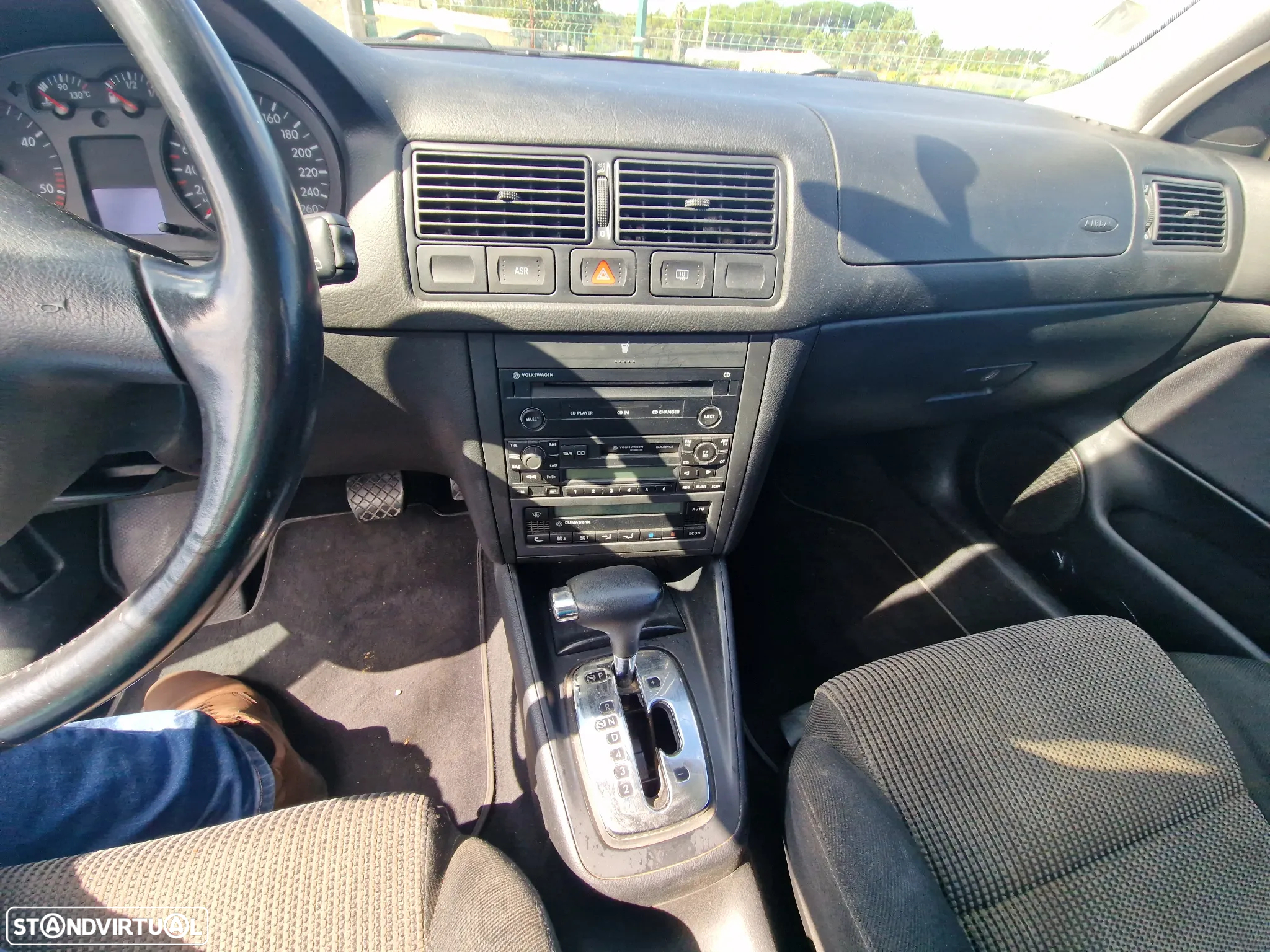 VW Golf Variant 1.9 TDi Highline Tip - 12