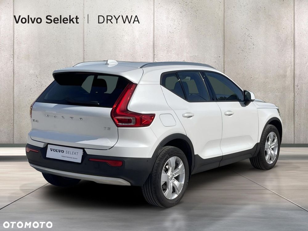 Volvo XC 40 T3 Momentum Pro - 6