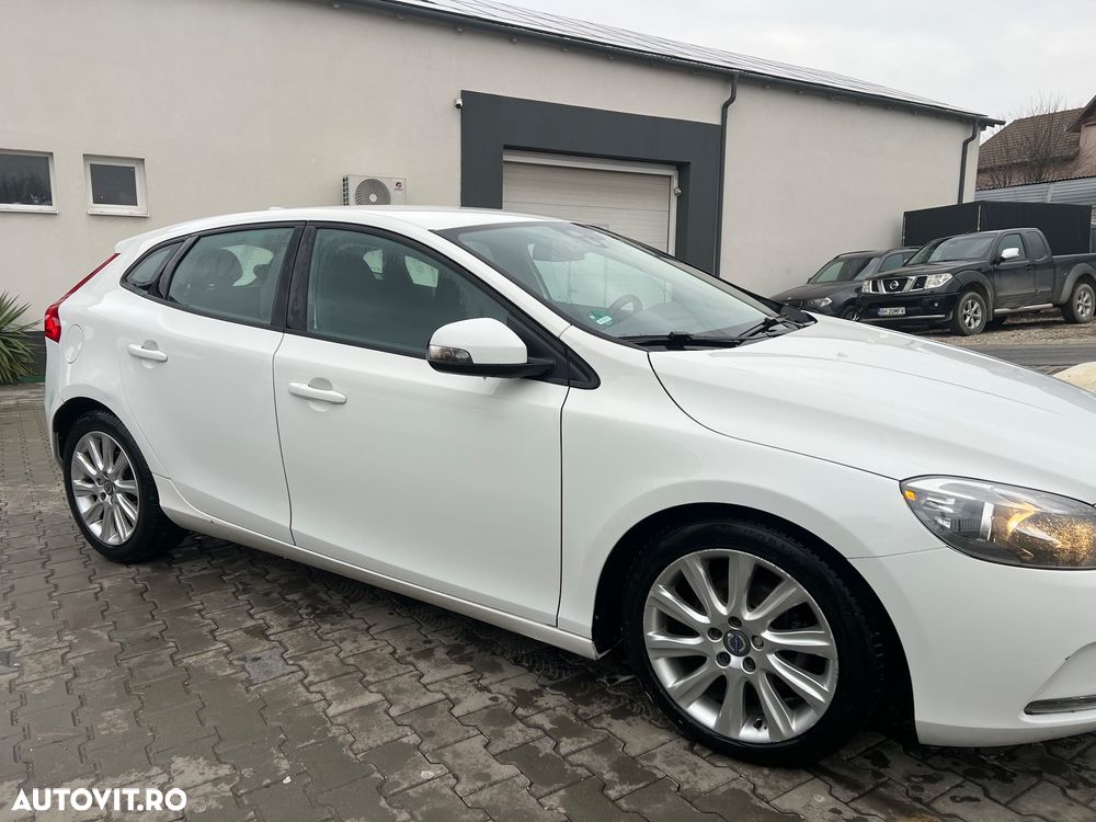 Volvo V40 D2 Basic - 3