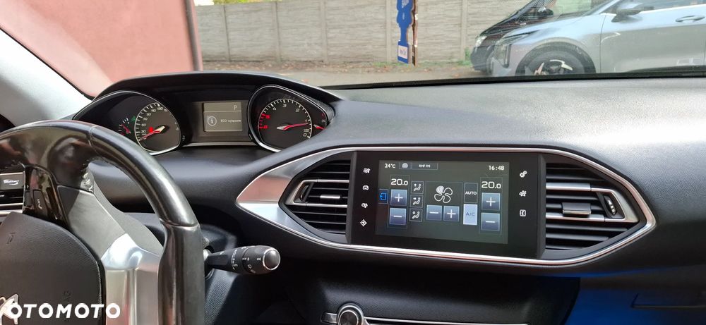 Peugeot 308 BlueHDi 150 Automatik Stop & Start Allure - 12