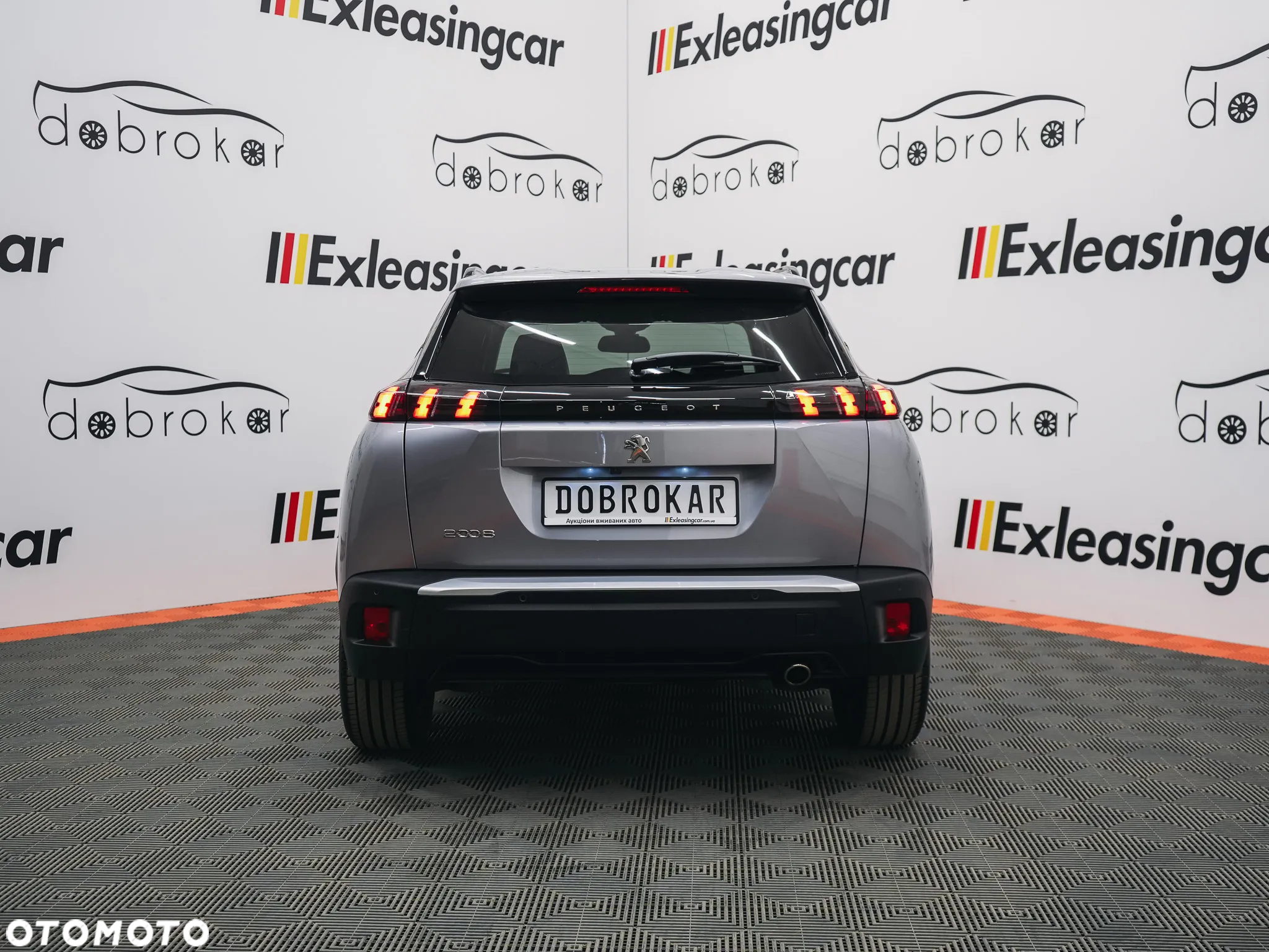 Peugeot 2008 1.5 BlueHDi Allure S&S EAT8 - 11