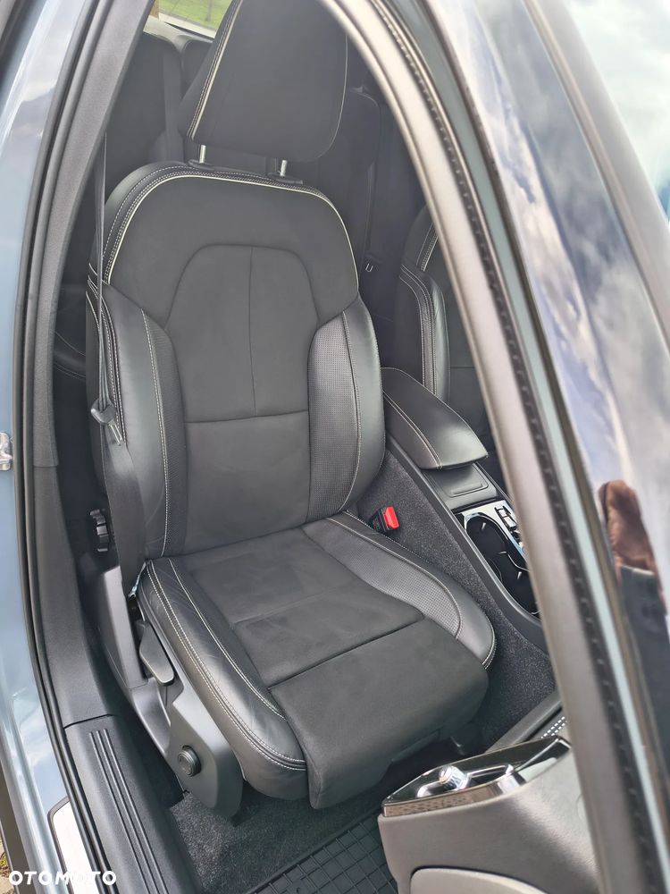 Volvo XC 40 D3 Geartronic R-Design - 12