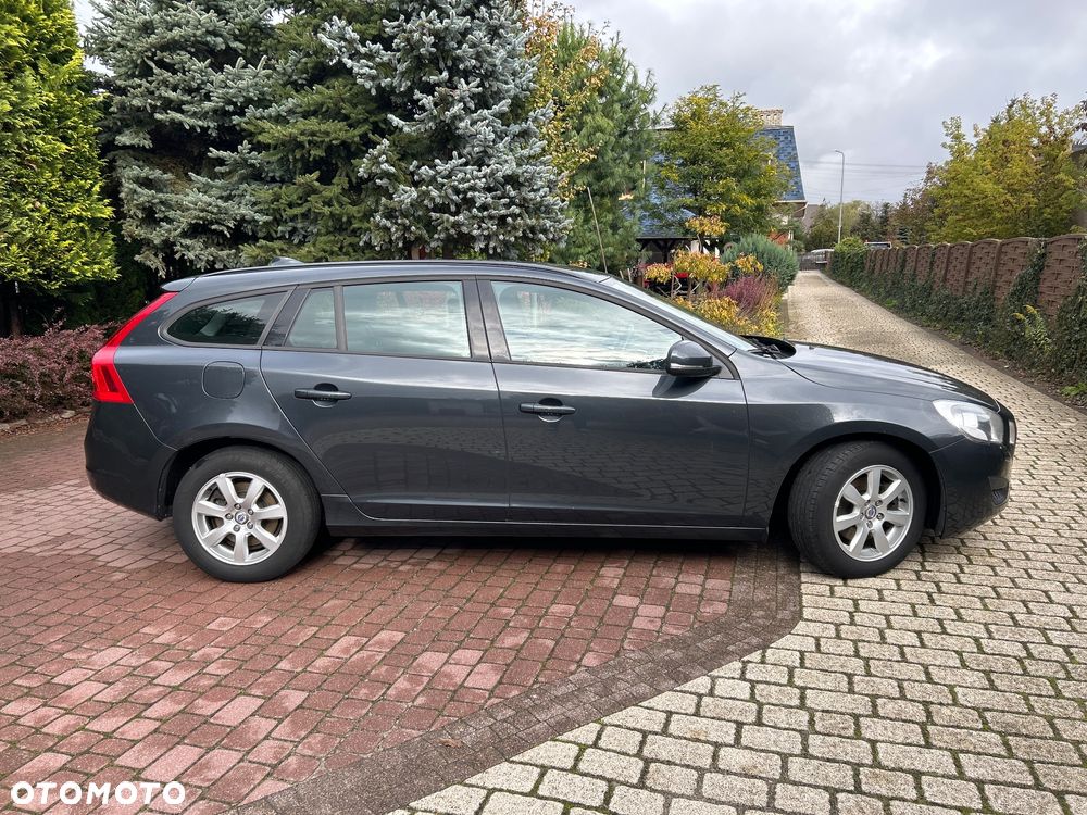Volvo V60 DRIVe - 2